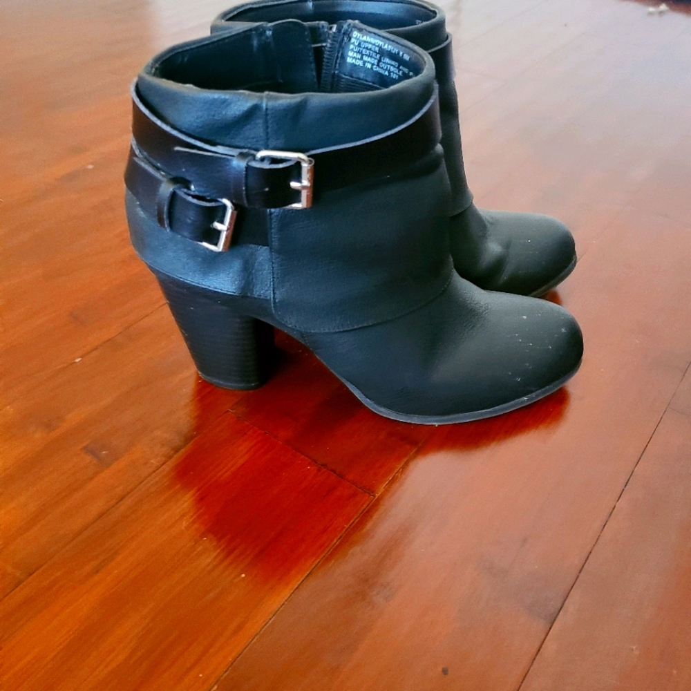 Madden Girl ankle boots